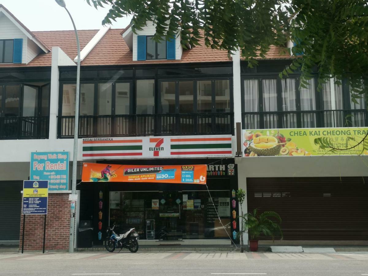 Chung cư 78 m² 3 phòng ngủ, 2 phòng tắm riêng ở Kuah Ngoại thất bức ảnh